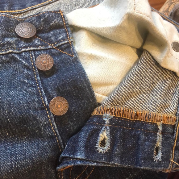 Hollister Jeans (never worn) - Picture 5 of 5